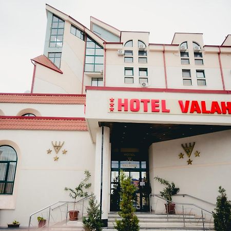 Hotel Valahia ทาร์โกวิชเต ภายนอก รูปภาพ